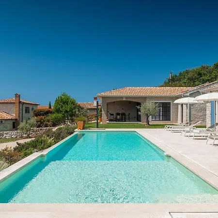 Feriehus Carinzia Poreč